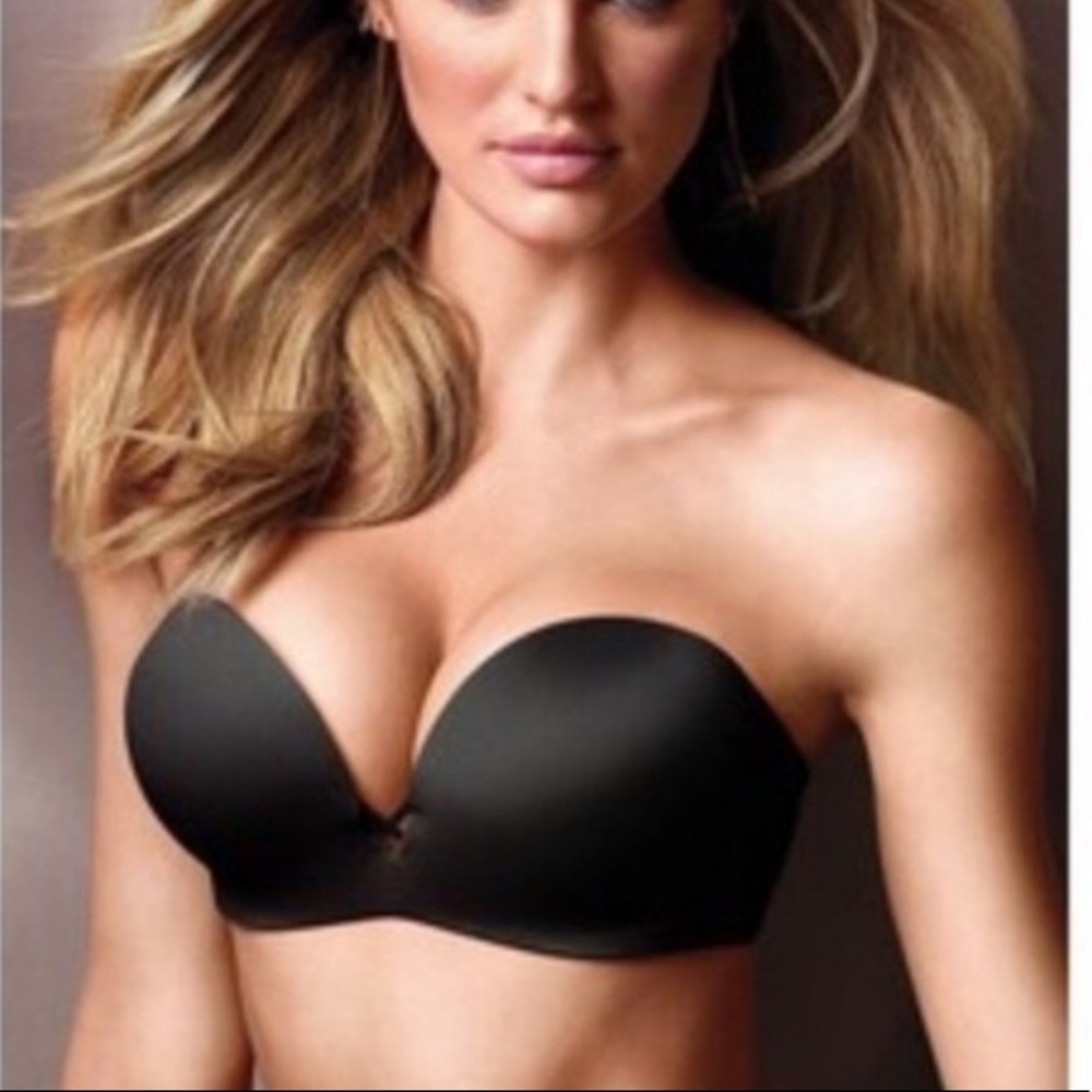 Victoria Secret: Multi-way Bombshell. Color: Black